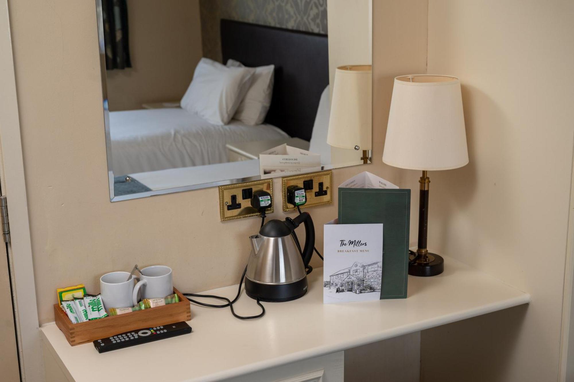Millers Hotel By Greene King Inns Sibson  エクステリア 写真